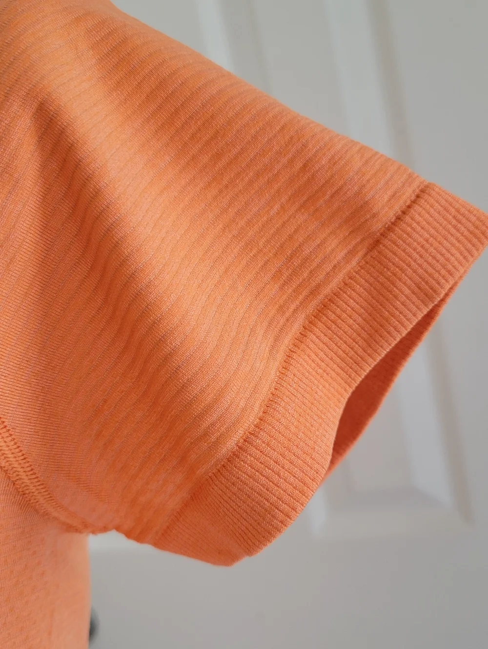 Lululemon Swiftly Tech Orange‎ Heathered Short Sleeve Silverescent Size 6